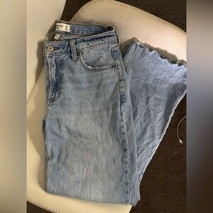 Abercrombie & Fitch Baggy Low Rise Jeans